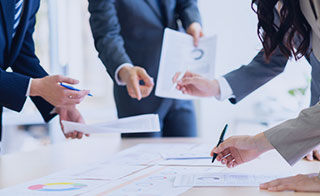 膨大なデータとリードリストから精度の高いプランを立案！